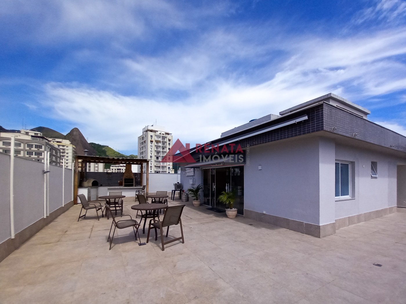 Churrasqueira e salão de festas