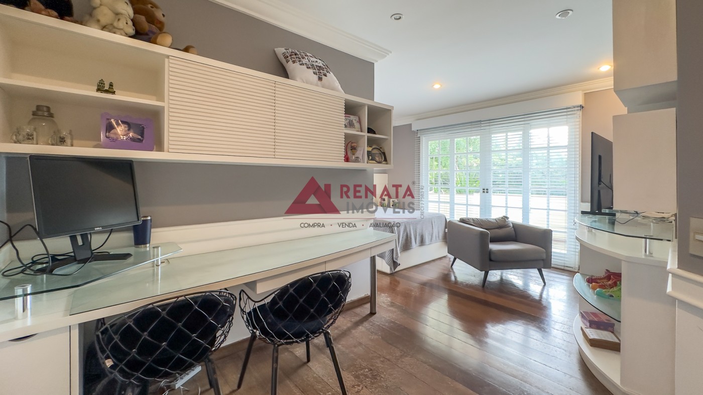 SU�TE 2 - CASA PRINCIP