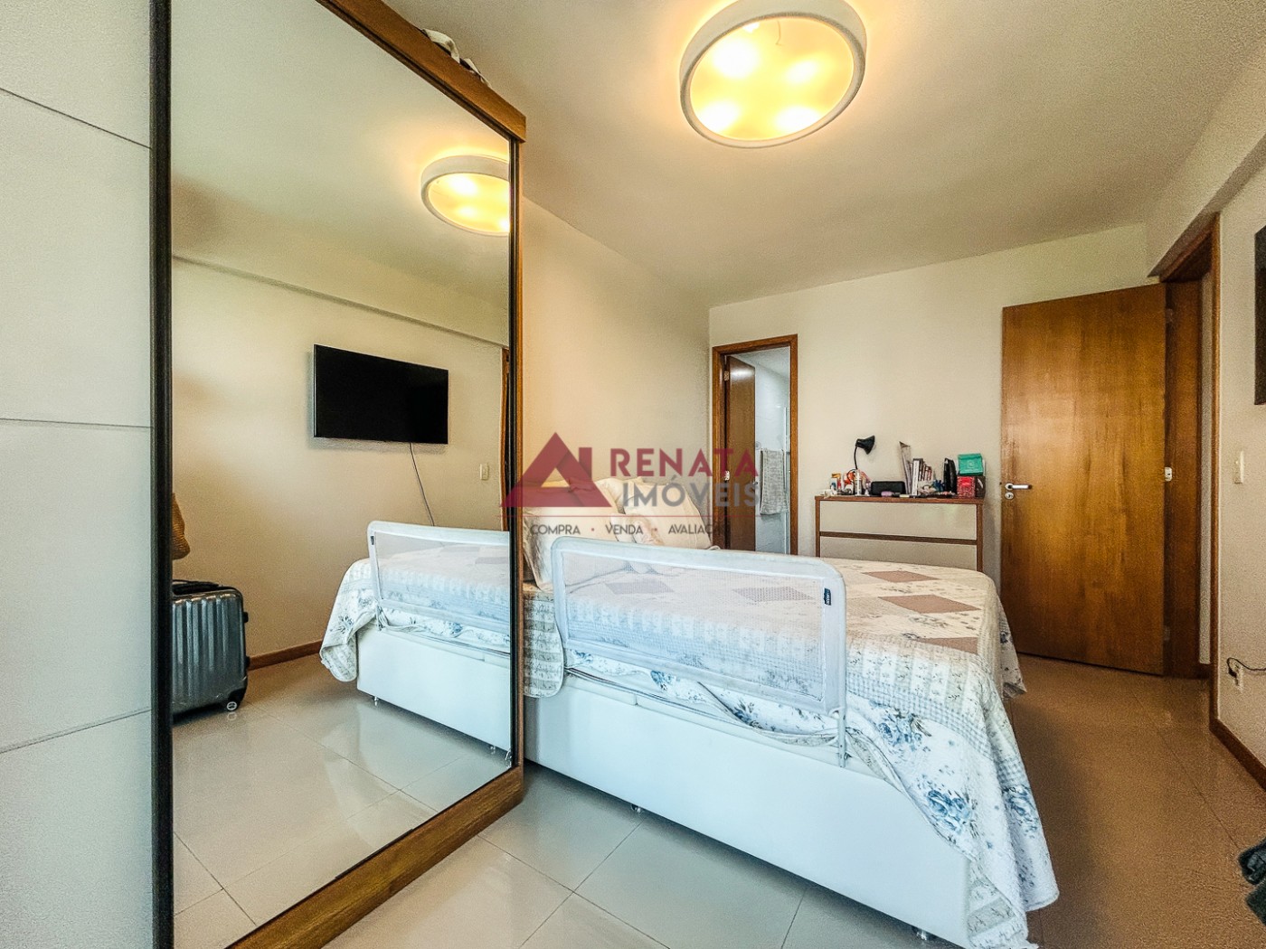 QUARTO 2 SU�TE
