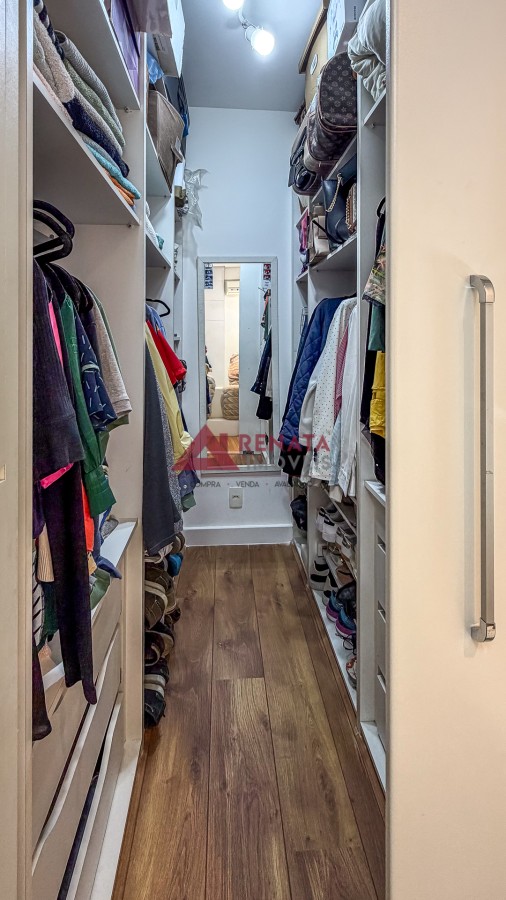 CLOSET - SU�TE