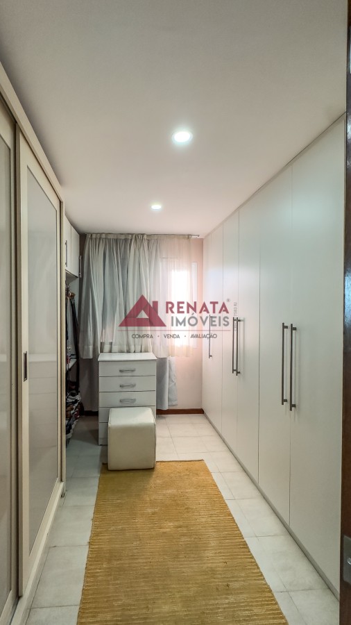 QUARTO 4 - DEPEND REVERTIDA